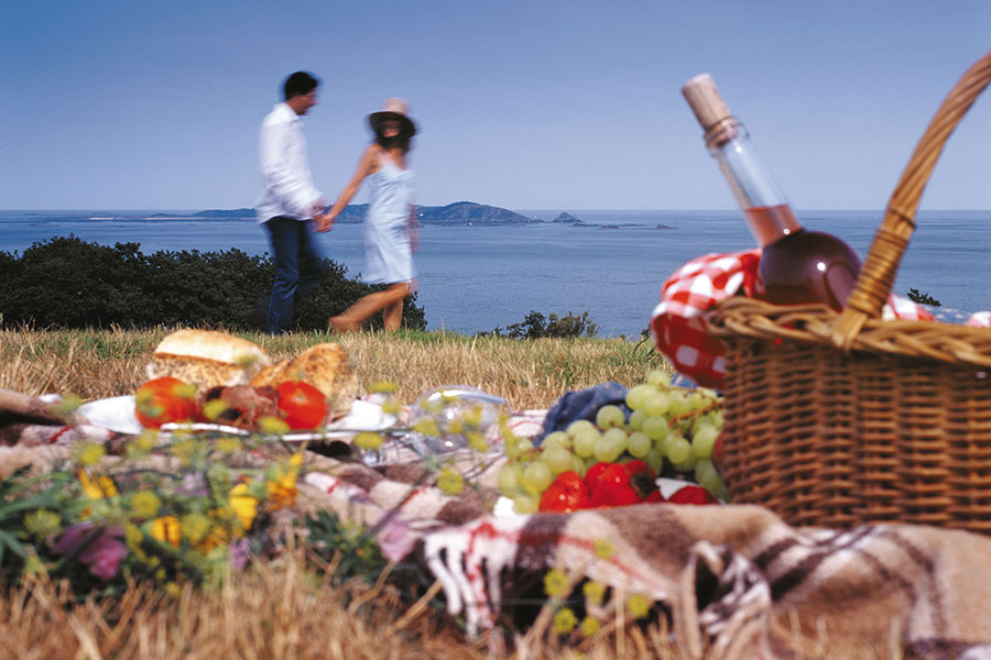 picnic in Sark